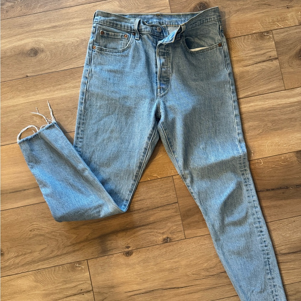Levi's Light Blue High-Rise Straight Jeans